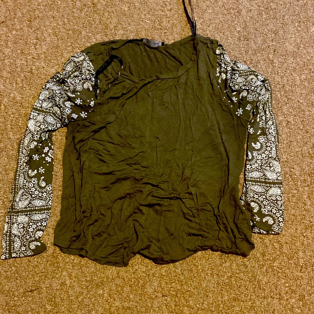 Women’s long sleeve